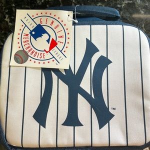 ‘Genuine Merchandise’ Yankees Lunch Box